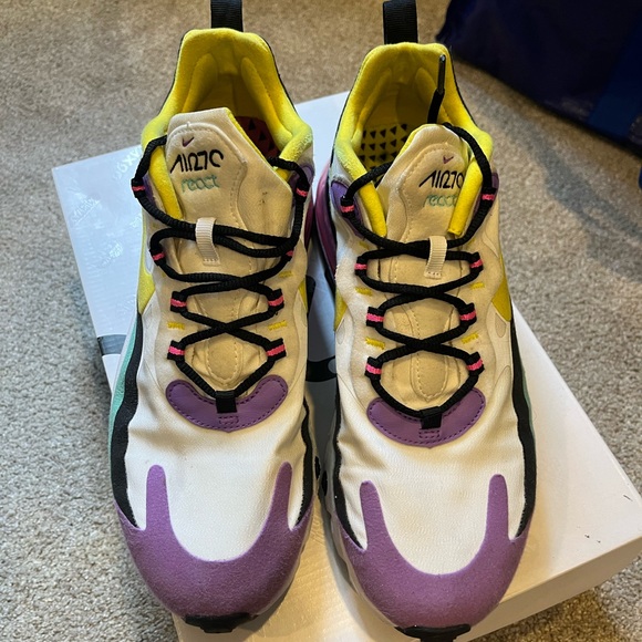 NIKE AIRM MAX 270 REACT - Picture 2 of 6
